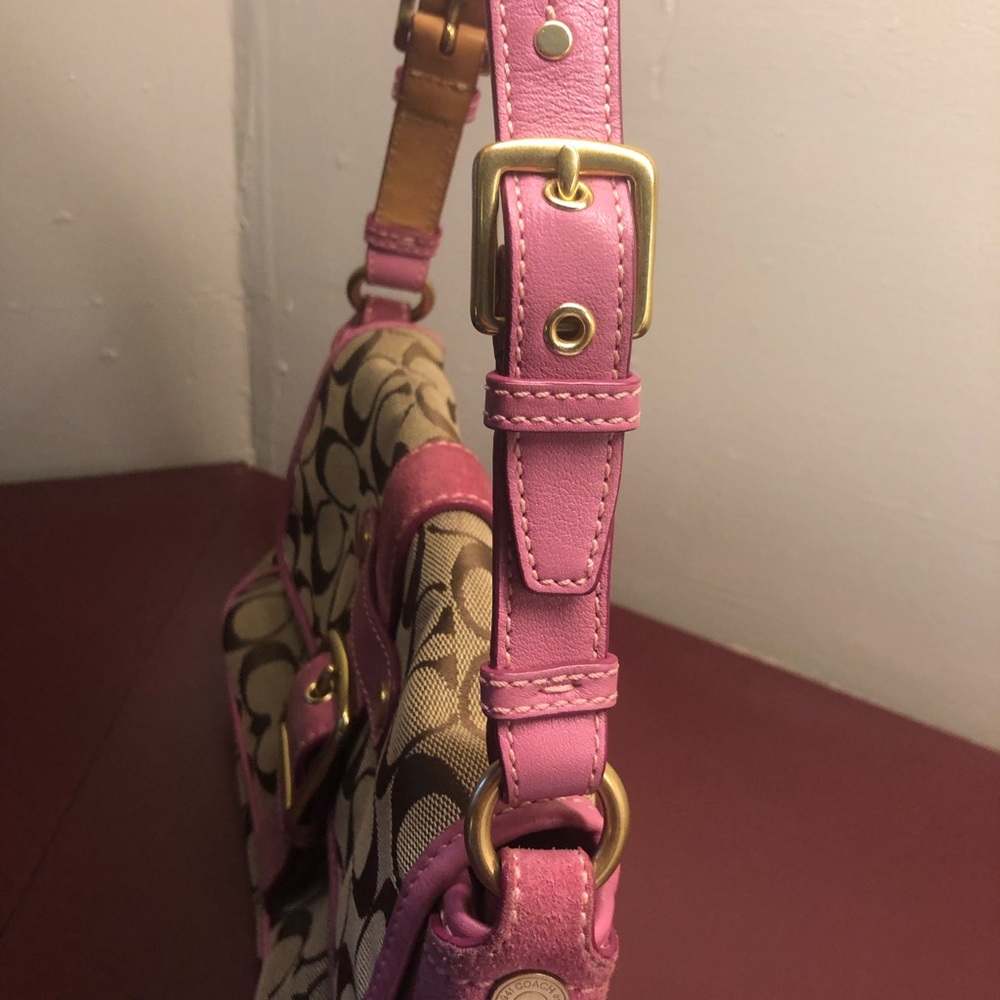 Coach Handbag - Picture 3 of 6